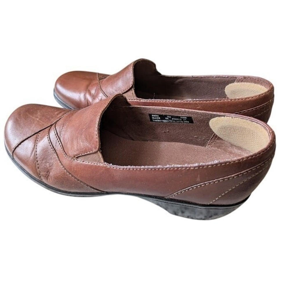Clarks Blackberry Loafers Womens 7M Coffee Brown Leather Classic Comfort Casual